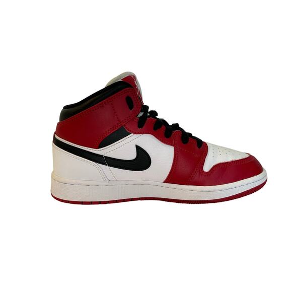Nike Air Jordan 1 Retro Mid OG Chicago Size 4.5y - Picture 6 of 9